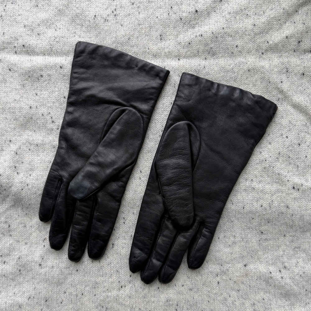 Neiman Marcus Black Leather Gloves